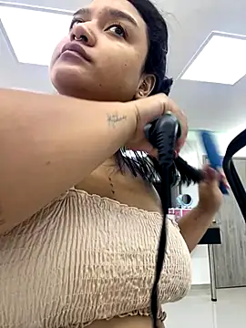 Snapshot of AryRose_ chatting on October 10, 2025, 2:05 pm AryRose  online show from October 10, 2025, 2:05 pm