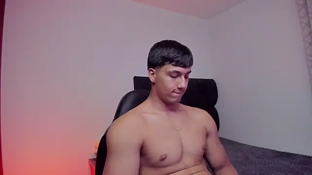 Snapshot of CHRIS_MORGAN1 chatting on October 10, 2025, 2:21 am CHRIS MORGAN1 online show from October 10, 2025, 2:21 am