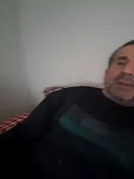 Snapshot of hakannazli chatting on October 24, 2025, 2:35 pm hakannazli online show from October 24, 2025, 2:35 pm