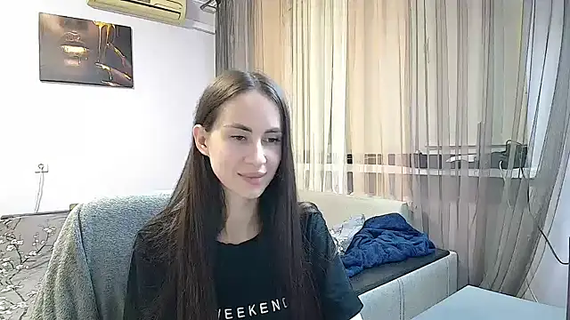 Snapshot of Chloe_Skims chatting on October 12, 2025, 4:39 pm Chloe Skims online show from October 12, 2025, 4:39 pm