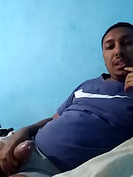 Snapshot of MorangoDoAmor53 chatting on November 12, 2025, 6:58 am MorangoDoAmor53 online show from November 12, 2025, 6:58 am