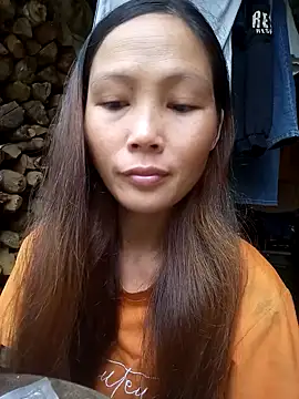 Snapshot of hanghuong chatting on October 8, 2025, 12:52 am hanghuong online show from October 8, 2025, 12:52 am