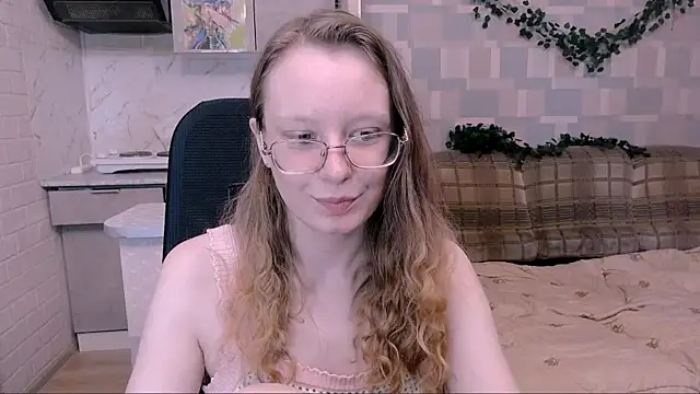 Meowewew online show from October 11, 2025, 12:04 pm