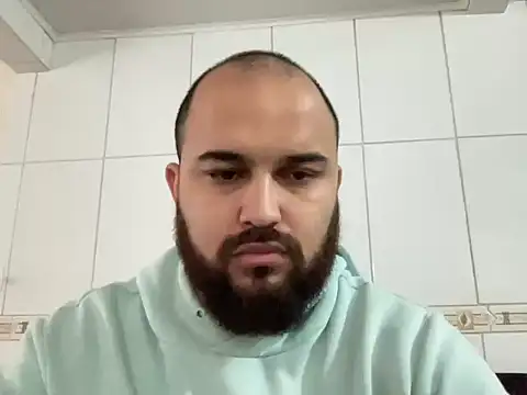 mayday2025m online show from November 4, 2025, 11:31 am