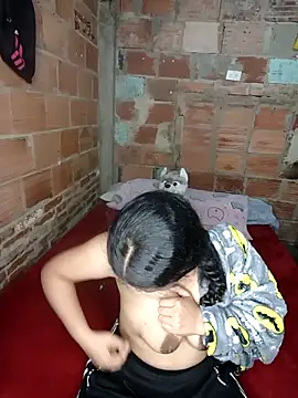 Snapshot of Agatha_milk24 chatting on October 21, 2025, 4:30 pm Agatha milk24 online show from October 21, 2025, 4:30 pm