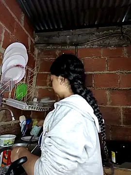 Snapshot of Agatha_milk24 chatting on October 29, 2025, 5:04 pm Agatha milk24 online show from October 29, 2025, 5:04 pm