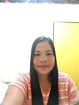 shyhotpinay 32 online show from October 8, 2025, 6:16 pm