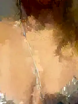 Snapshot of melisss2 chatting on November 3, 2025, 10:10 pm melisss2 online show from November 3, 2025, 10:10 pm