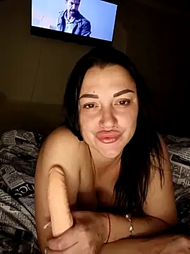 Snapshot of LuceSkys chatting on October 14, 2025, 8:53 pm LuceSkys online show from October 14, 2025, 8:53 pm