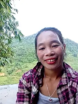 Snapshot of chieu_xinh chatting on October 10, 2025, 8:24 am chieu xinh online show from October 10, 2025, 8:24 am