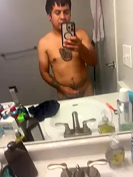 hotvinxxx online show from October 24, 2025, 8:55 am