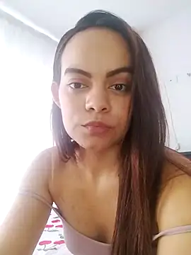 Mia 469 online show from October 20, 2025, 7:58 pm