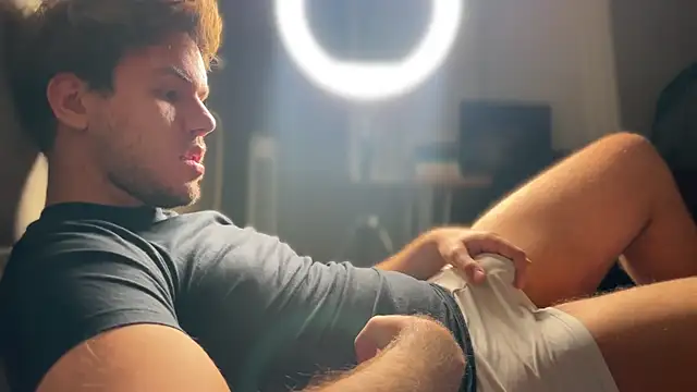 Snapshot of mynameischris chatting on October 18, 2025, 9:04 pm mynameischris online show from October 18, 2025, 9:04 pm