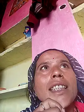 Snapshot of Cut_itri845 chatting on November 2, 2025, 6:16 am Cut itri845 online show from November 2, 2025, 6:16 am