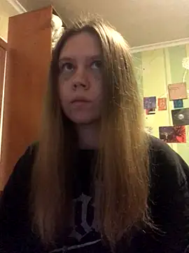 Snapshot of LunaVirelle chatting on November 8, 2025, 4:29 pm LunaVirelle online show from November 8, 2025, 4:29 pm