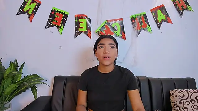 Snapshot of danka_smith17 chatting on October 11, 2025, 2:59 pm danka smith17 online show from October 11, 2025, 2:59 pm