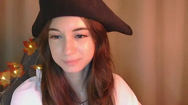 Snapshot of VeraLush chatting on October 31, 2025, 2:18 pm VeraLush online show from October 31, 2025, 2:18 pm