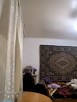 Snapshot of OpheliaMills chatting on October 18, 2025, 5:25 pm OpheliaMills online show from October 18, 2025, 5:25 pm