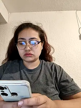 I AM ISABELLA online show from October 23, 2025, 4:12 am