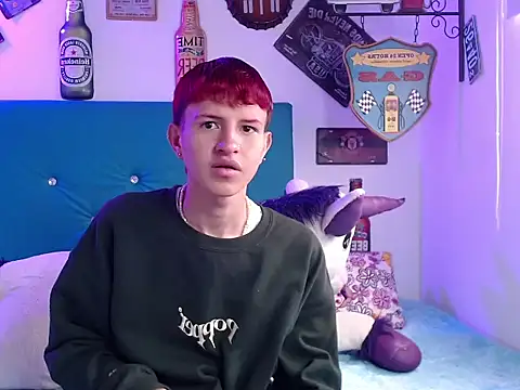 Snapshot of ANDRES_ANTONIO chatting on October 17, 2025, 5:15 pm ANDRES ANTONIO online show from October 17, 2025, 5:15 pm