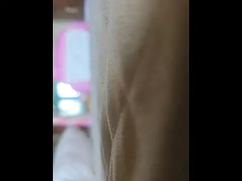 Snapshot of Babiwife chatting on November 9, 2025, 5:44 pm Babiwife online show from November 9, 2025, 5:44 pm