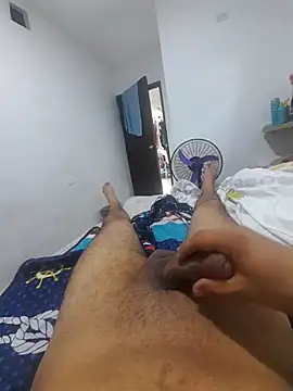 Snapshot of sexyandres_23 chatting on October 15, 2025, 11:10 am sexyandres 23 online show from October 15, 2025, 11:10 am