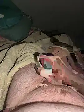 Snapshot of creamydeluxe chatting on October 30, 2025, 10:43 pm creamydeluxe online show from October 30, 2025, 10:43 pm