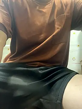 Snapshot of Sui0923 chatting on October 16, 2025, 3:24 pm Sui0923 online show from October 16, 2025, 3:24 pm