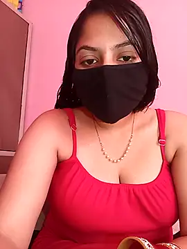 kiaara01 online show from October 24, 2025, 9:28 am