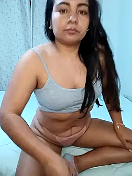 Snapshot of angie_velez1 chatting on November 9, 2025, 1:26 am angie velez1 online show from November 9, 2025, 1:26 am