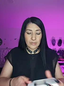 Snapshot of dark_velvet chatting on October 31, 2025, 2:56 am dark velvet online show from October 31, 2025, 2:56 am