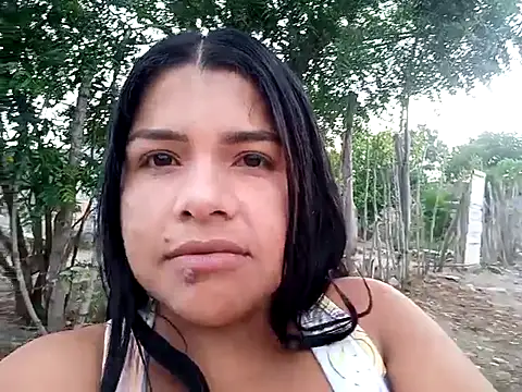 Snapshot of kata_rosales chatting on October 21, 2025, 9:59 pm kata rosales online show from October 21, 2025, 9:59 pm