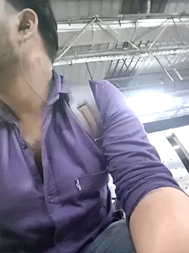 Snapshot of enough_sexy chatting on October 19, 2025, 11:16 pm enough sexy online show from October 19, 2025, 11:16 pm