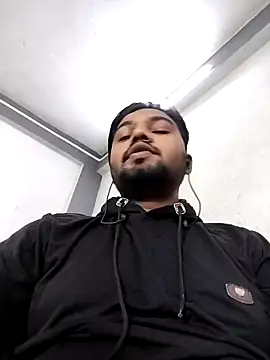 Snapshot of enough_sexy chatting on October 22, 2025, 6:24 am enough sexy online show from October 22, 2025, 6:24 am