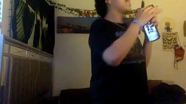 kxnnyvxz online show from October 20, 2025, 10:32 pm