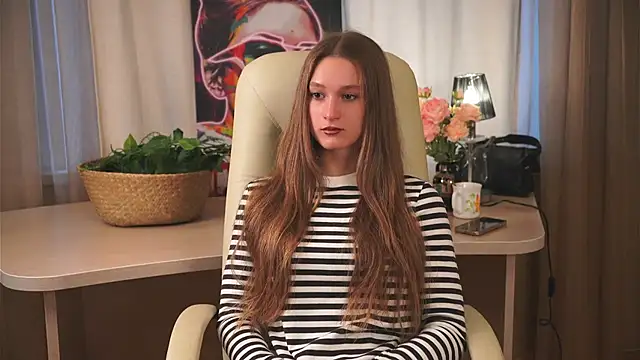 CharaDuff online show from October 24, 2025, 5:37 am