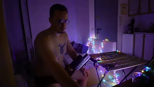 Snapshot of VenyxTrend chatting on November 11, 2025, 7:25 pm VenyxTrend online show from November 11, 2025, 7:25 pm