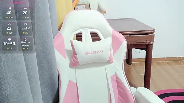 Snapshot of xiaoxiao--baby chatting on November 2, 2025, 10:23 pm xiaoxiao--baby online show from November 2, 2025, 10:23 pm