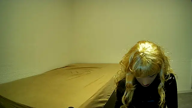 Latex7Pantyhose online show from October 23, 2025, 12:10 am
