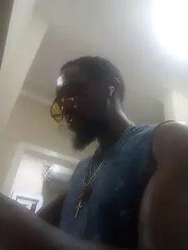 Snapshot of Blck420 chatting on October 29, 2025, 9:38 pm Blck420 online show from October 29, 2025, 9:38 pm