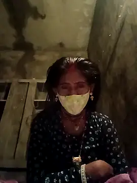 Snapshot of QRANSEXI chatting on October 31, 2025, 3:02 pm QRANSEXI online show from October 31, 2025, 3:02 pm