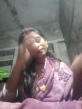 Snapshot of QRANSEXI chatting on November 4, 2025, 3:00 pm QRANSEXI online show from November 4, 2025, 3:00 pm