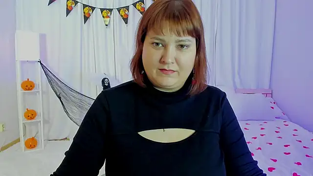 Snapshot of KendallRoie chatting on November 2, 2025, 9:22 am KendallRoie online show from November 2, 2025, 9:22 am