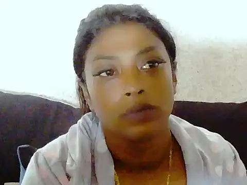 Snapshot of DOVE85 chatting on November 11, 2025, 11:54 am DOVE85 online show from November 11, 2025, 11:54 am