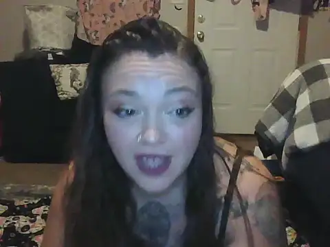 Snapshot of BartenderSteph chatting on October 27, 2025, 8:57 pm BartenderSteph online show from October 27, 2025, 8:57 pm