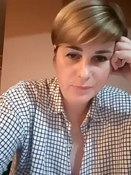 Snapshot of Tatimila chatting on October 29, 2025, 6:42 pm Tatimila online show from October 29, 2025, 6:42 pm