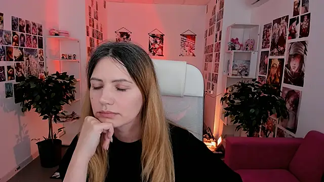 Snapshot of AleksaLaurent chatting on October 29, 2025, 8:49 am AleksaLaurent online show from October 29, 2025, 8:49 am