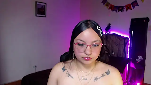 Snapshot of _anne_hot21 chatting on October 30, 2025, 6:52 pm  anne hot21 online show from October 30, 2025, 6:52 pm