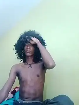 Snapshot of skinniyGabriel chatting on November 11, 2025, 1:44 pm skinniyGabriel online show from November 11, 2025, 1:44 pm