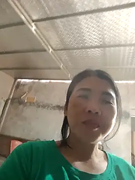 Snapshot of Nahata-suki chatting on November 9, 2025, 2:43 am Nahata-suki online show from November 9, 2025, 2:43 am